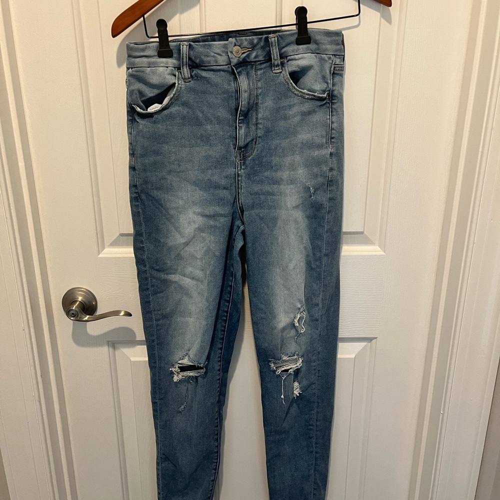 American Eagle Straight Leg Jeans Size 8 Regular
